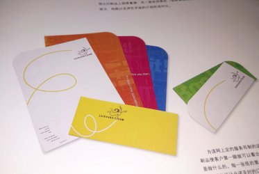 濟南畫冊設(shè)計-折頁、封套應(yīng)該怎么設(shè)計